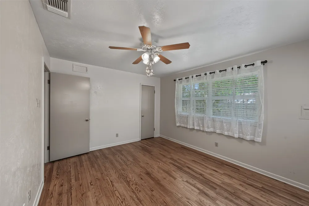 4120 Church Drive Lake Worth, TX 76135