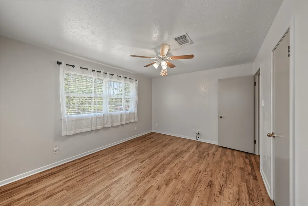 4120 Church Drive Lake Worth, TX 76135