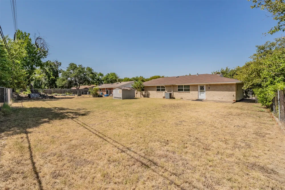 4120 Church Drive Lake Worth, TX 76135