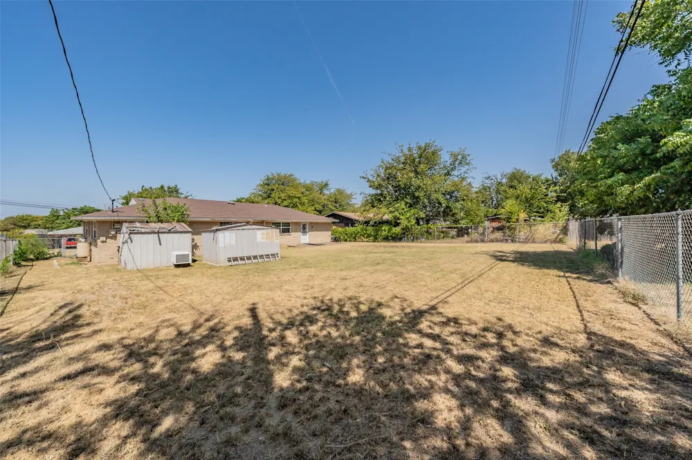 4120 Church Drive Lake Worth, TX 76135