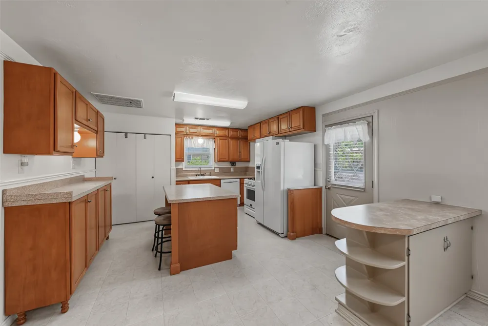 4120 Church Drive Lake Worth, TX 76135