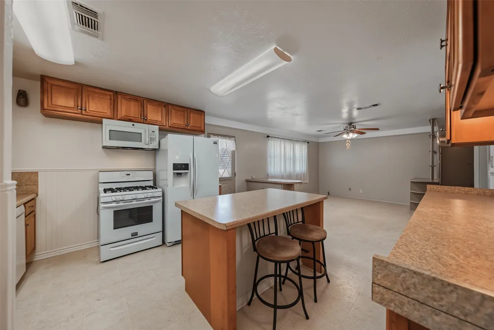 4120 Church Drive Lake Worth, TX 76135