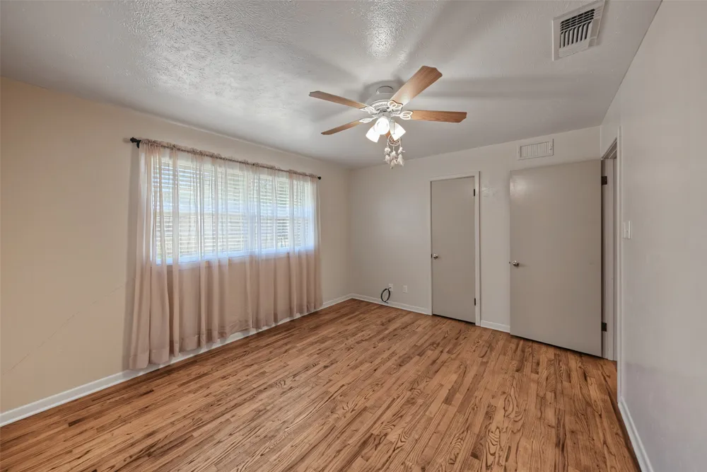 4120 Church Drive Lake Worth, TX 76135