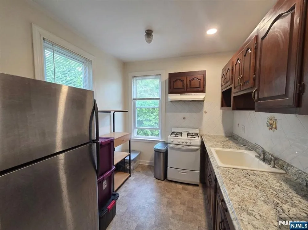 505 Hoboken Road B Carlstadt, NJ 07072
