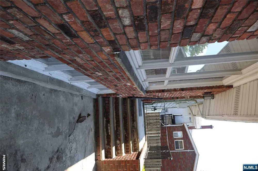 1032 Glen Fort Lee, NJ 07047