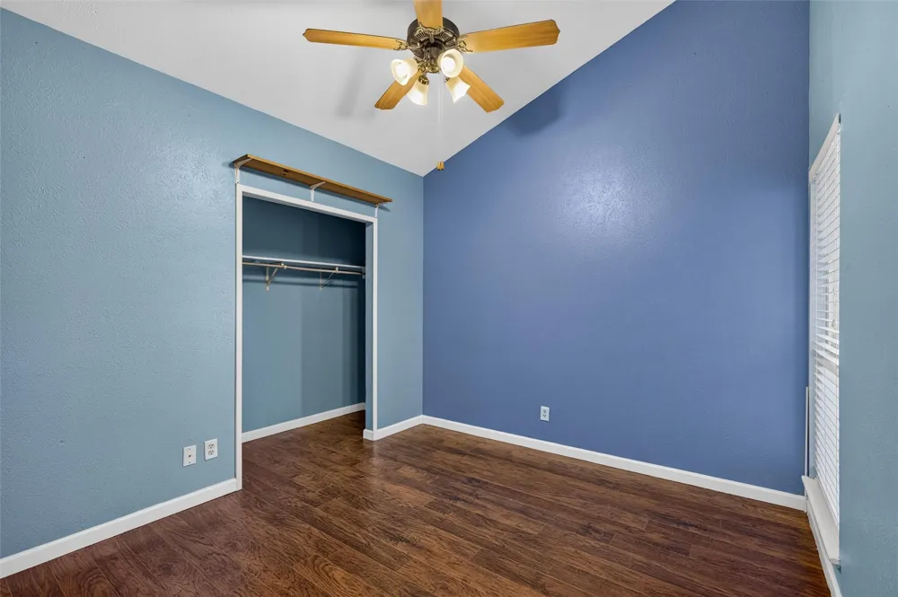 4232 Caldwell Avenue The Colony, TX 75056