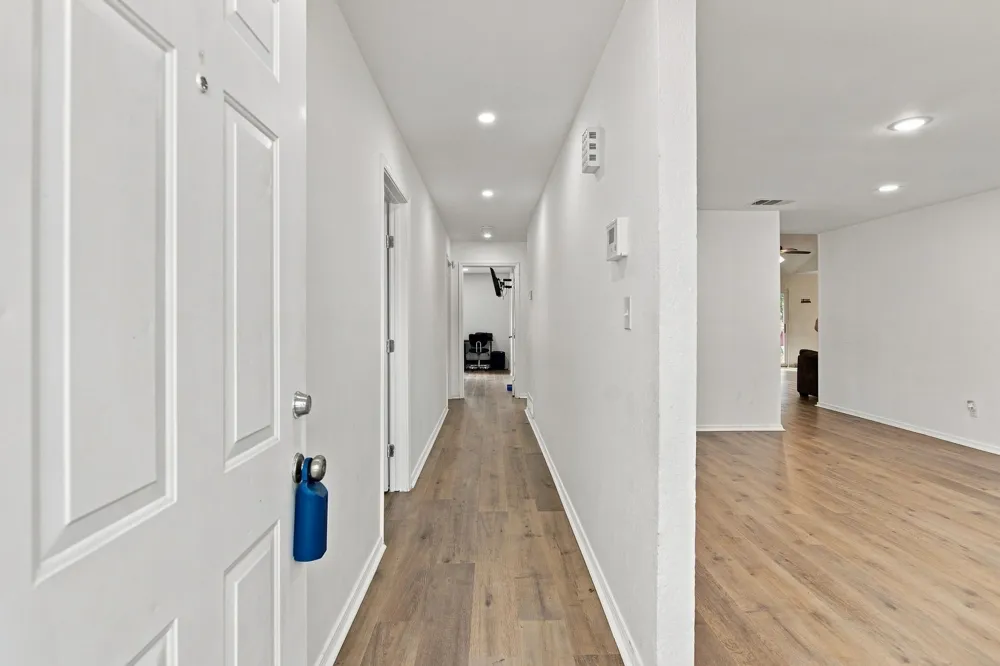 6400 Twin Spruce Court Arlington, TX 76018