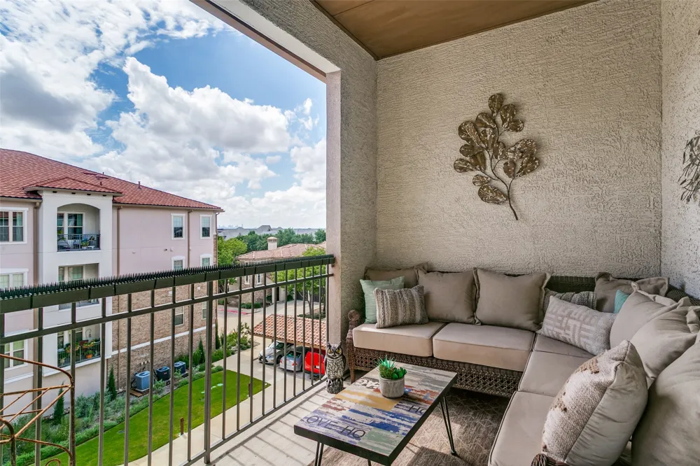610 Via Ravello #406 Irving, TX 75039
