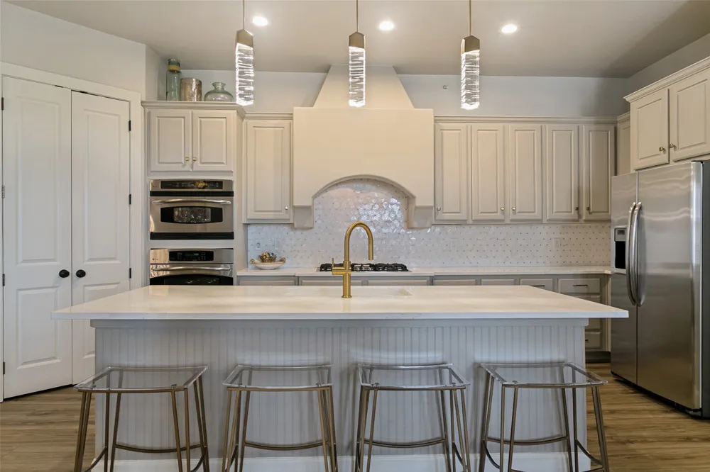 610 Via Ravello #406 Irving, TX 75039