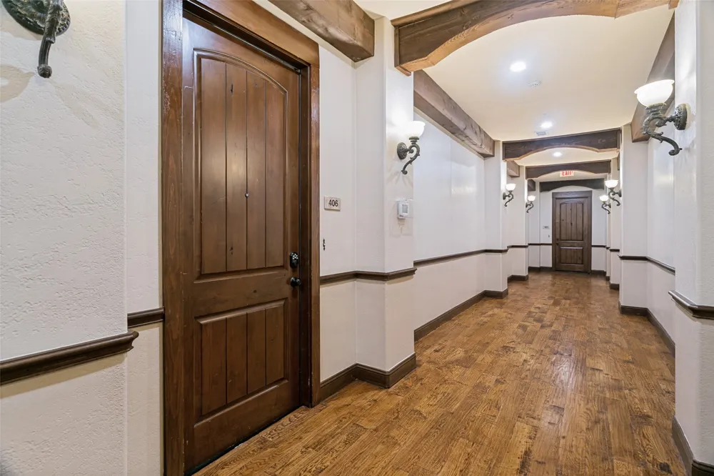 610 Via Ravello #406 Irving, TX 75039