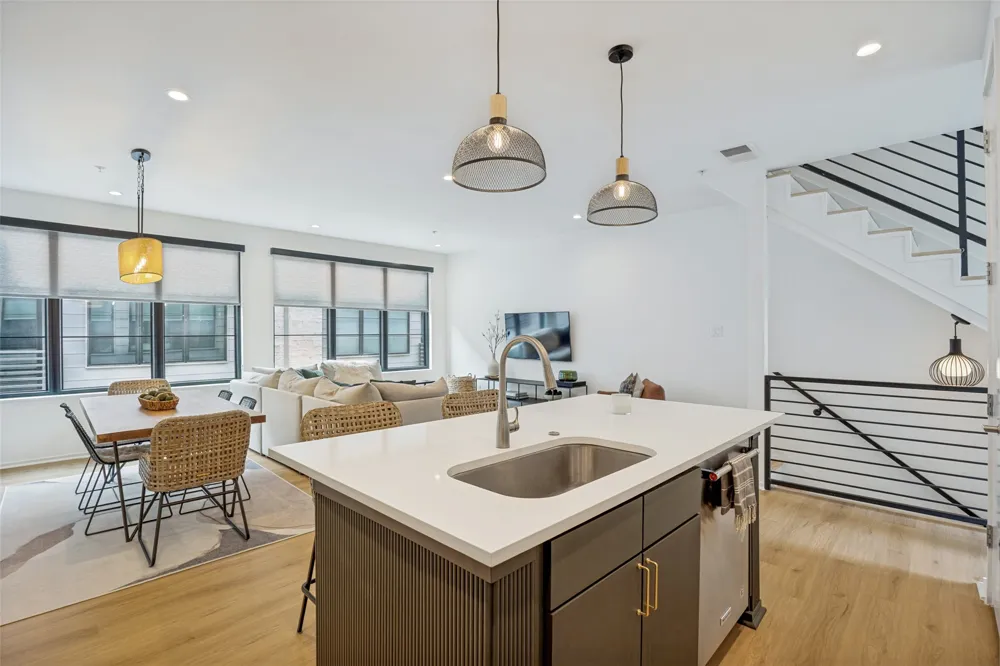 6100 Hudson Street #2 Dallas, TX 75206