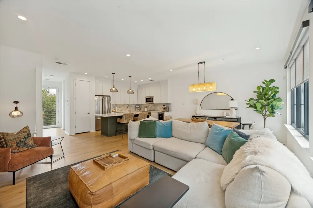 6100 Hudson Street #2 Dallas, TX 75206