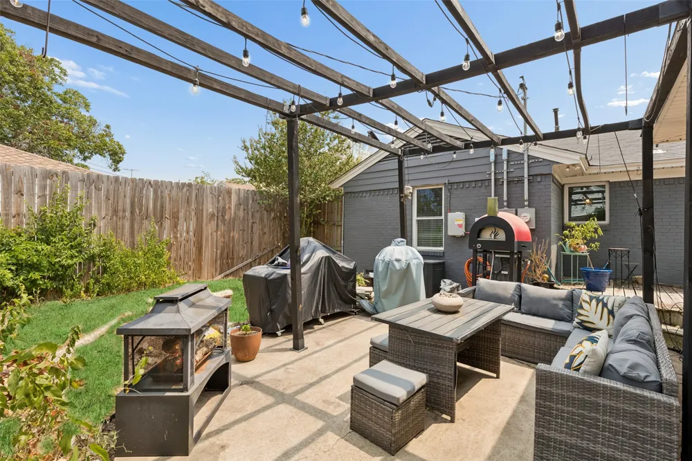 2905 Highwood Drive Dallas, TX 75228
