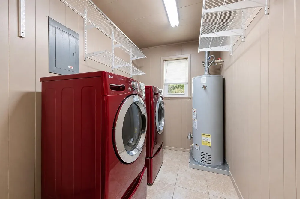 5813 Russell Lane Baytown, TX 77521