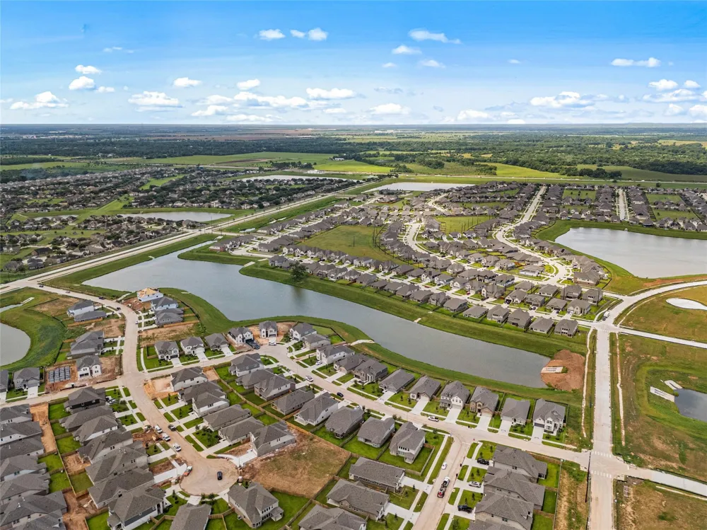 2615 Clapbread Lane Rosenberg, TX 77471