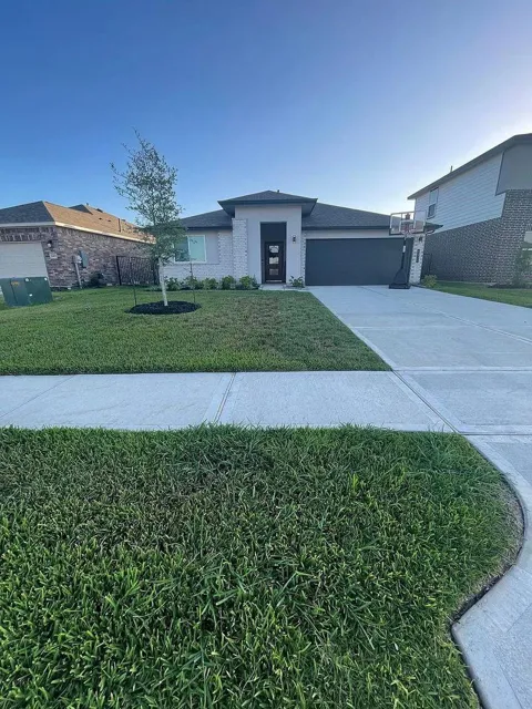 2417 Mar Vista Lane
