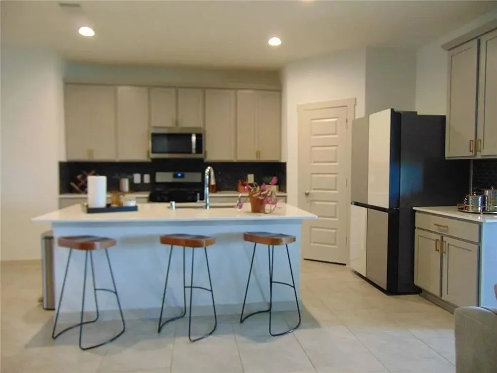2417 Mar Vista Lane Texas City, TX 77568