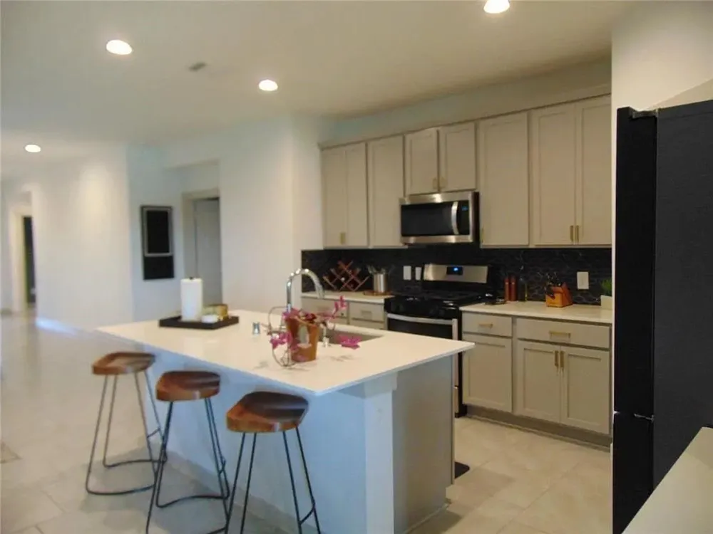 2417 Mar Vista Lane Texas City, TX 77568