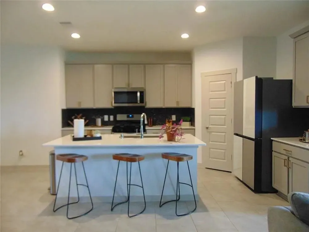 2417 Mar Vista Lane Texas City, TX 77568