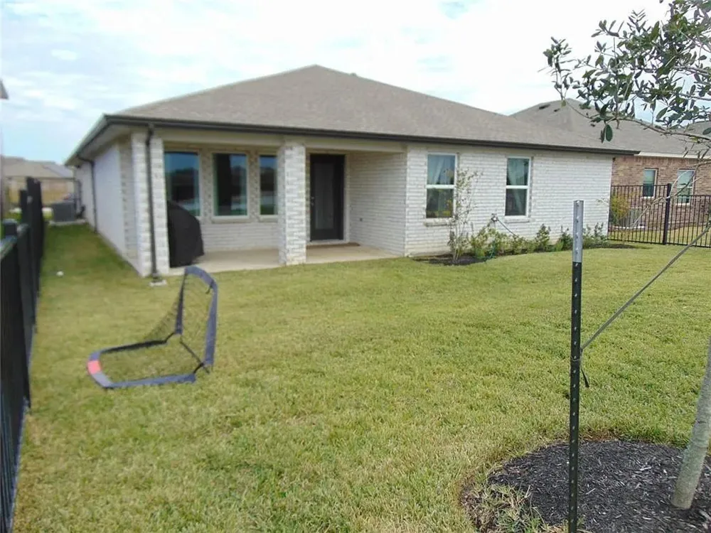 2417 Mar Vista Lane Texas City, TX 77568