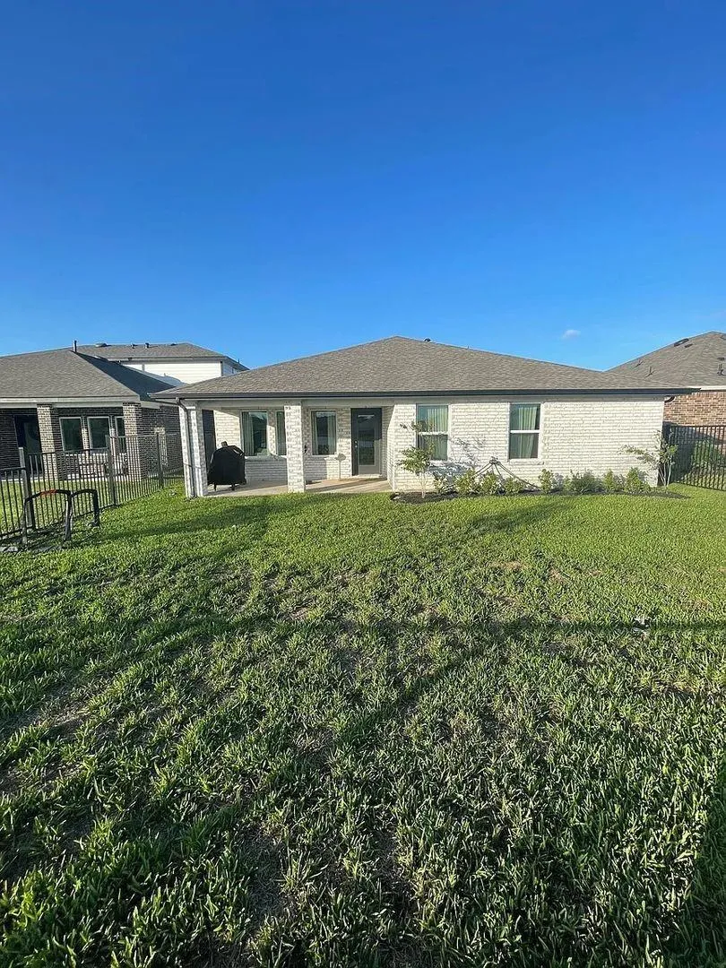 2417 Mar Vista Lane Texas City, TX 77568