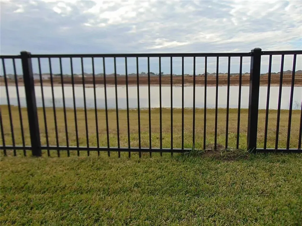 2417 Mar Vista Lane Texas City, TX 77568
