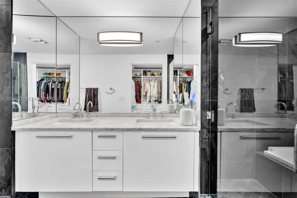 900 Biscayne Blvd #1708 Miami, FL 33132