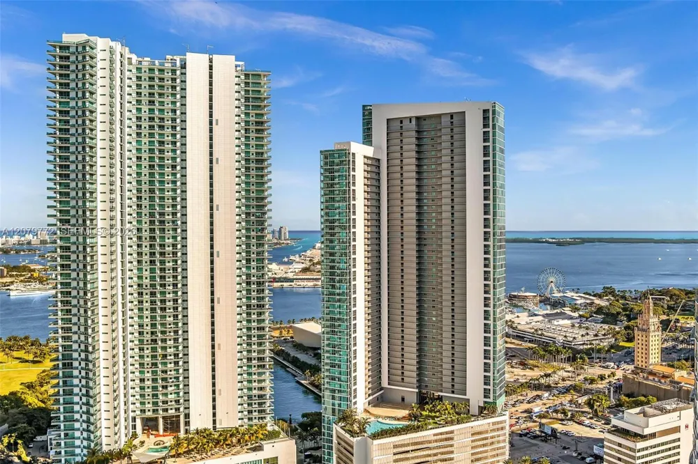 900 Biscayne Blvd #1708 Miami, FL 33132