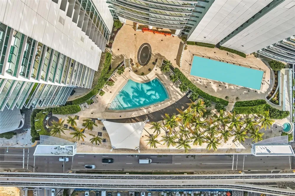 900 Biscayne Blvd #1708 Miami, FL 33132