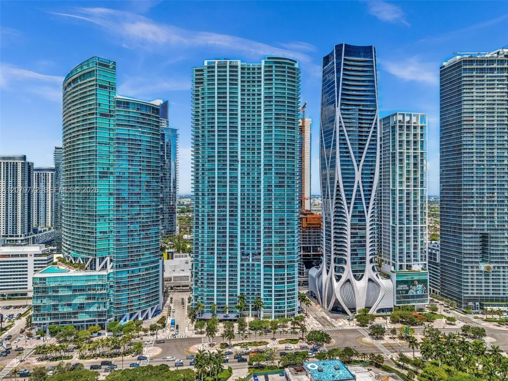 900 Biscayne Blvd #1708 Miami, FL 33132