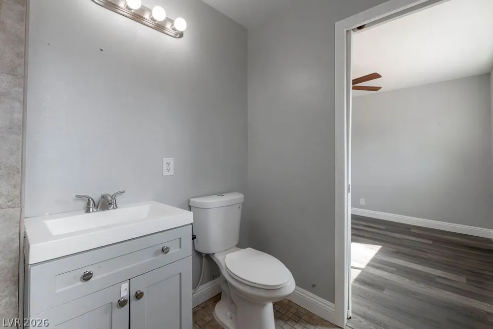 1501 Tonopah Drive Las Vegas, NV 89106