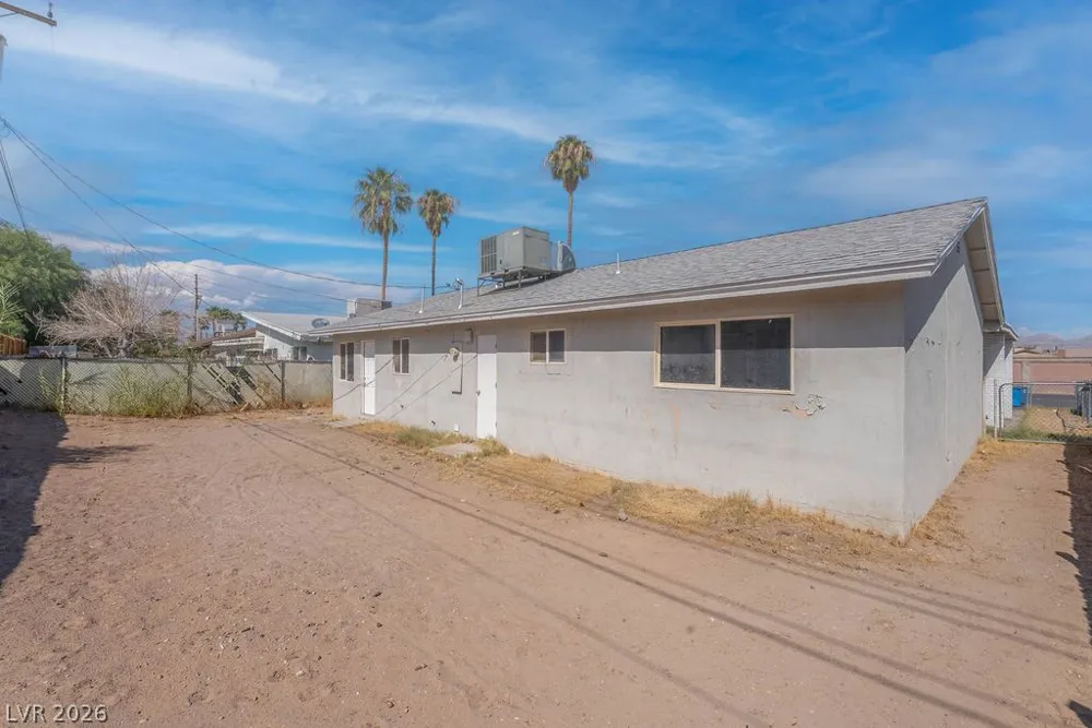 1501 Tonopah Drive Las Vegas, NV 89106