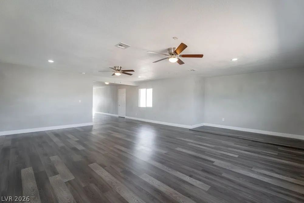 1501 Tonopah Drive Las Vegas, NV 89106