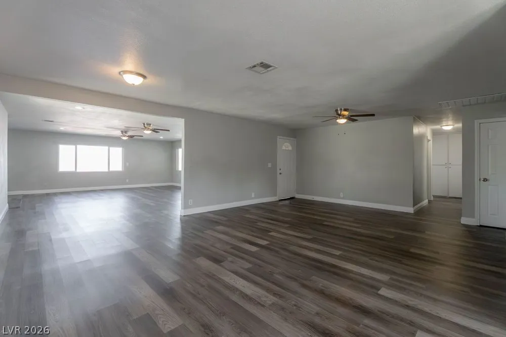 1501 Tonopah Drive Las Vegas, NV 89106