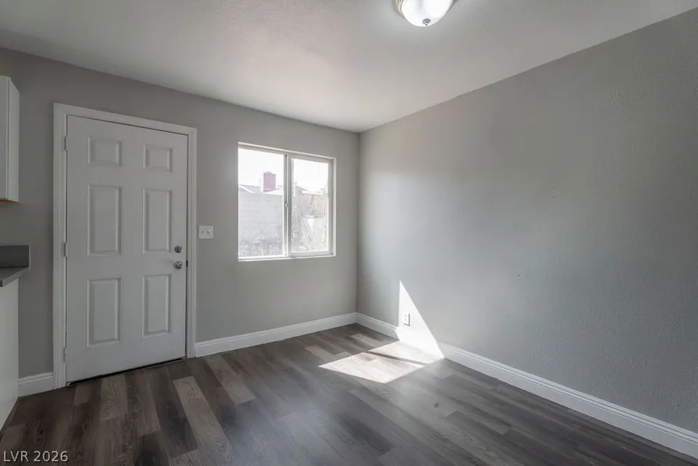 1501 Tonopah Drive Las Vegas, NV 89106