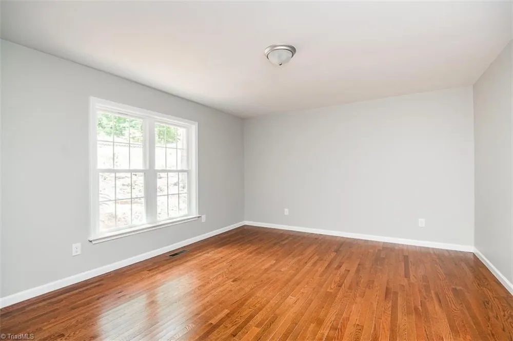 5580 Foothills Court Snow Camp, NC 27349