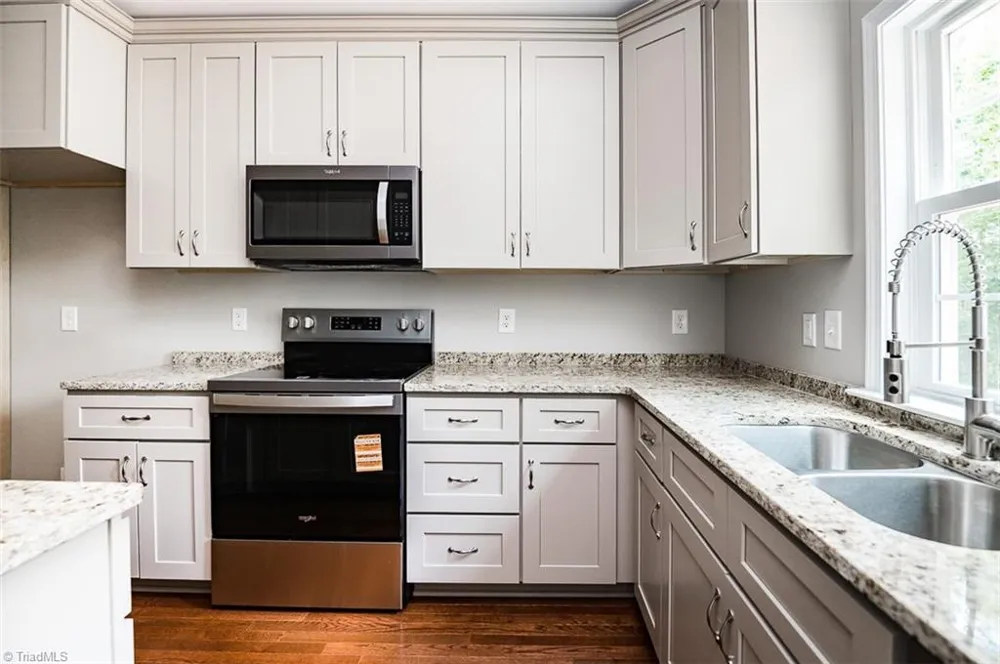 5580 Foothills Court Snow Camp, NC 27349