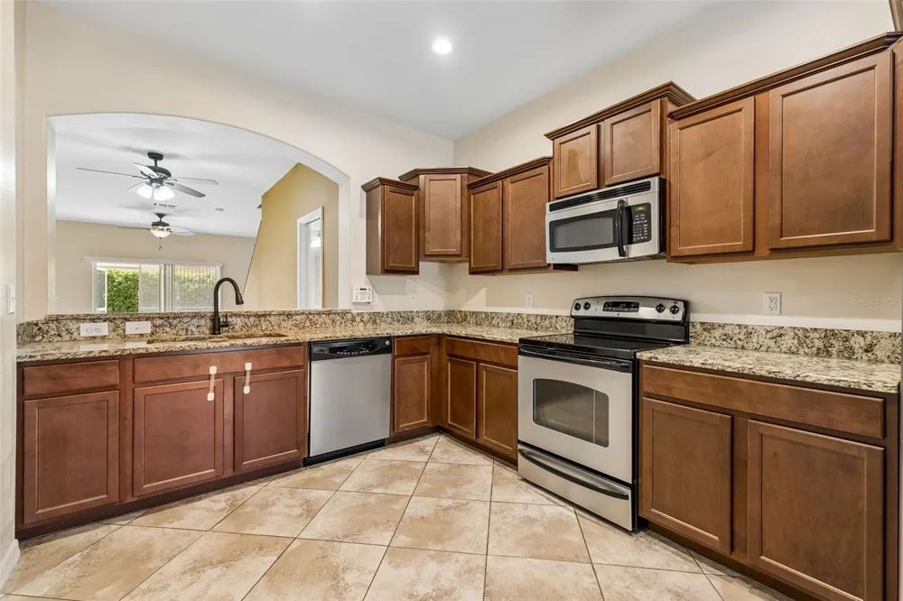 4127 SHADE TREE LANE Lakeland, FL 33812