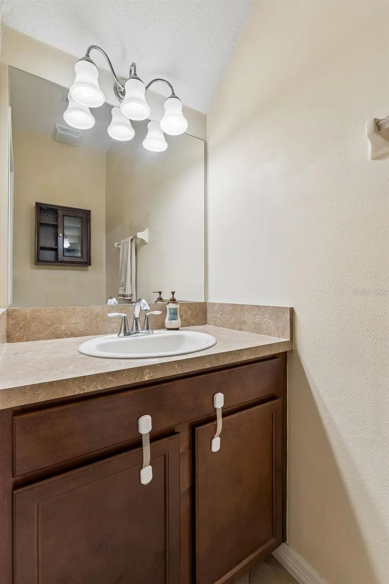 4127 SHADE TREE LANE Lakeland, FL 33812