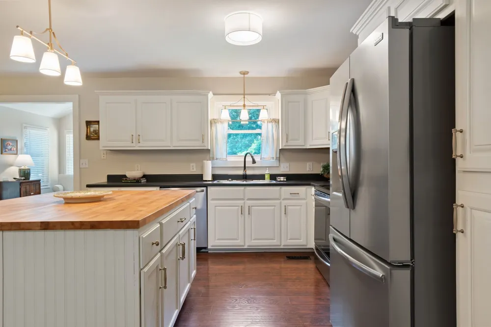 2745 Mollys Ct Spring Hill, TN 37174