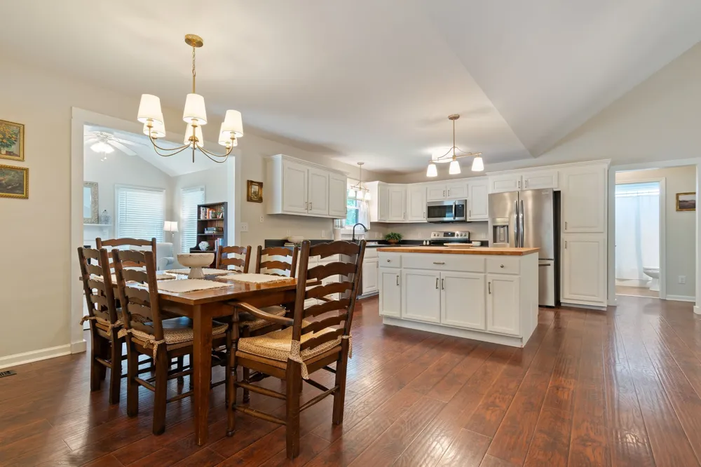 2745 Mollys Ct Spring Hill, TN 37174