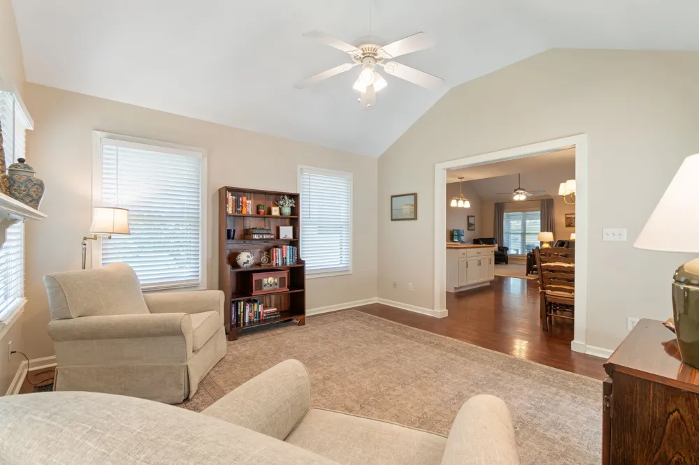 2745 Mollys Ct Spring Hill, TN 37174