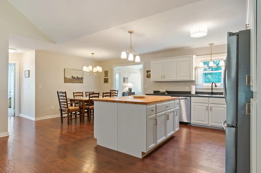 2745 Mollys Ct Spring Hill, TN 37174