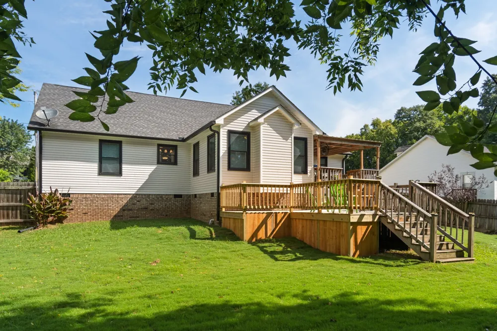 2745 Mollys Ct Spring Hill, TN 37174