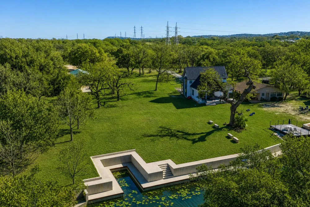 612 Pecan Creek Horseshoe Bay, TX 78657