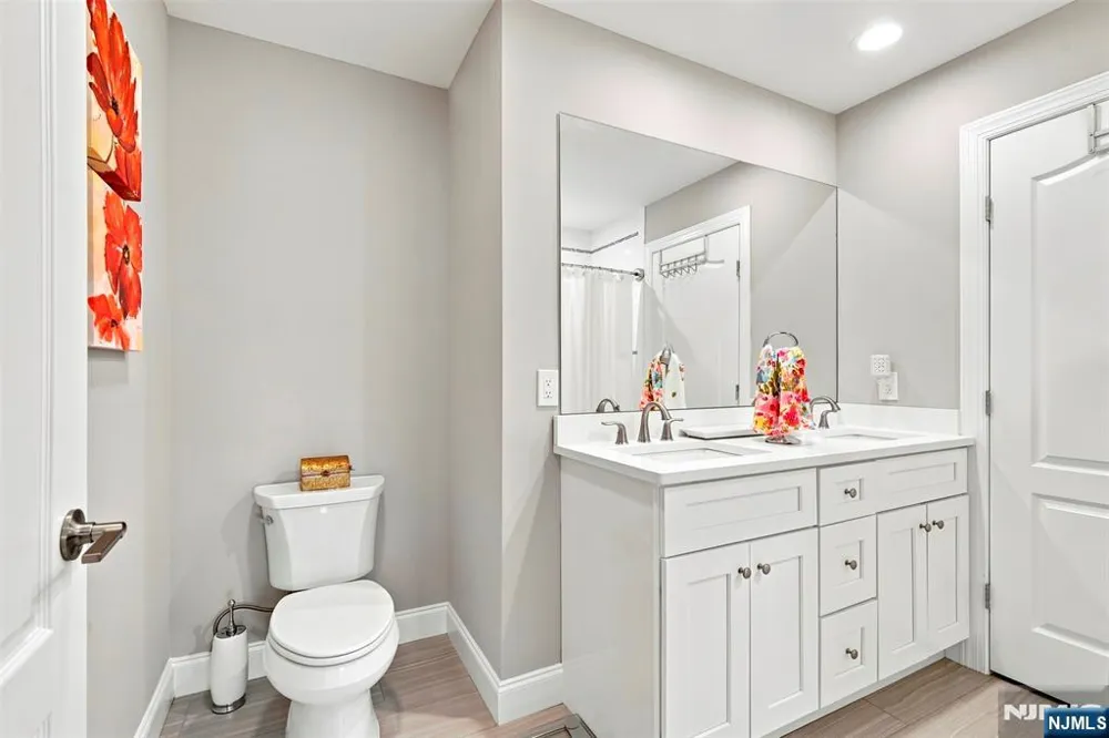 59 Halina Lane Butlerugh, NJ 07405