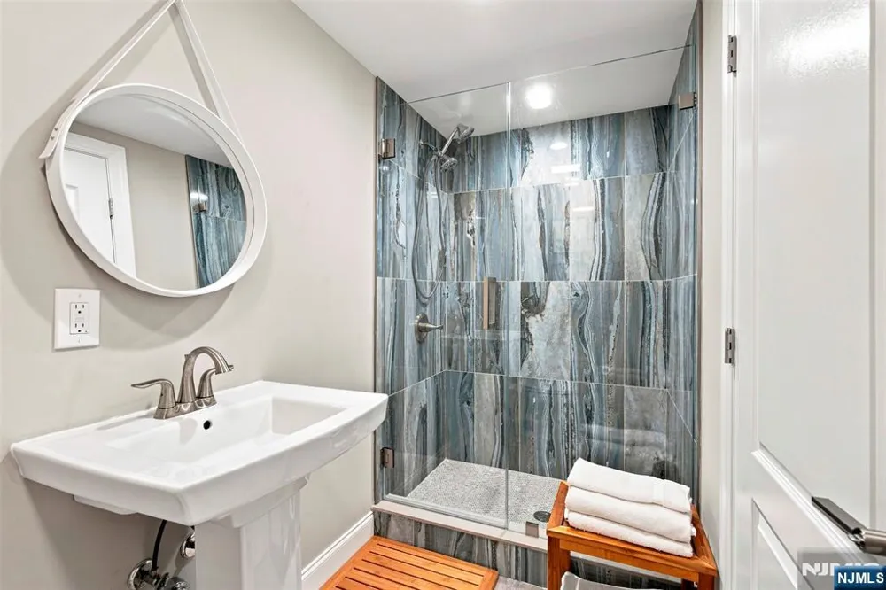 59 Halina Lane Butlerugh, NJ 07405