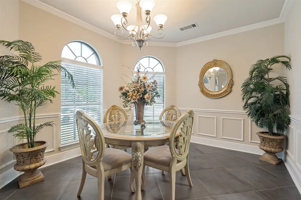 1633 Turtle Point Drive DeSoto, TX 75115