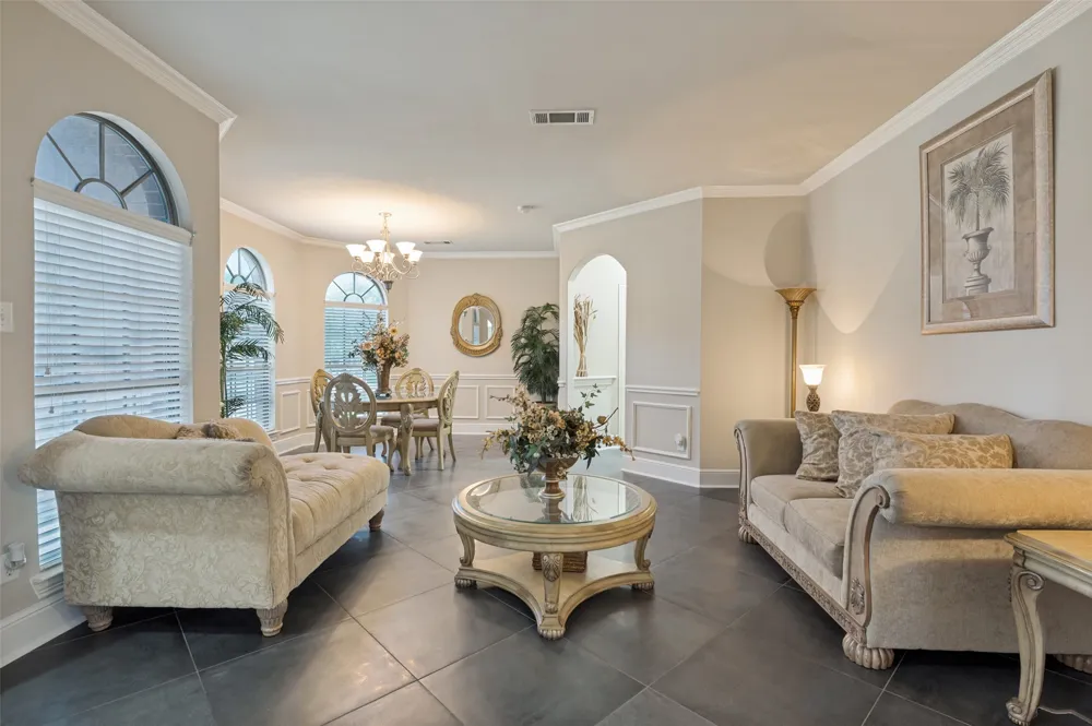1633 Turtle Point Drive DeSoto, TX 75115