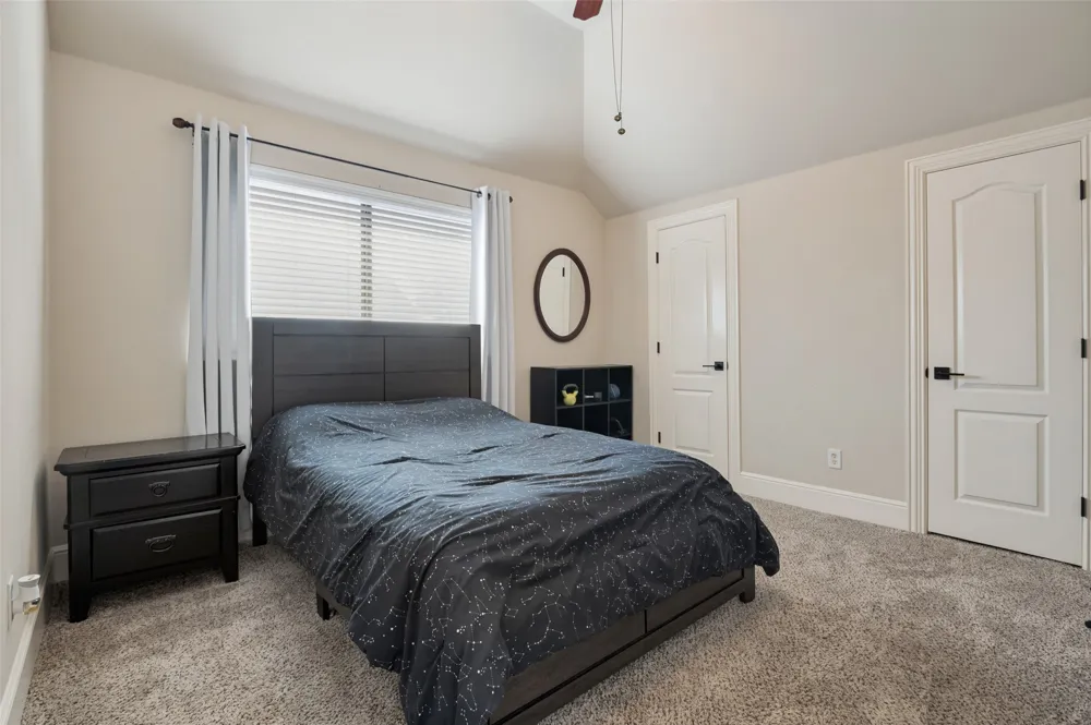 1633 Turtle Point Drive DeSoto, TX 75115